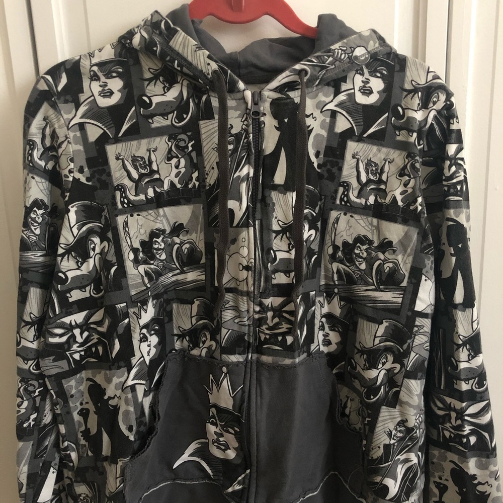 Disney Parks Villain Sweatshirt XL